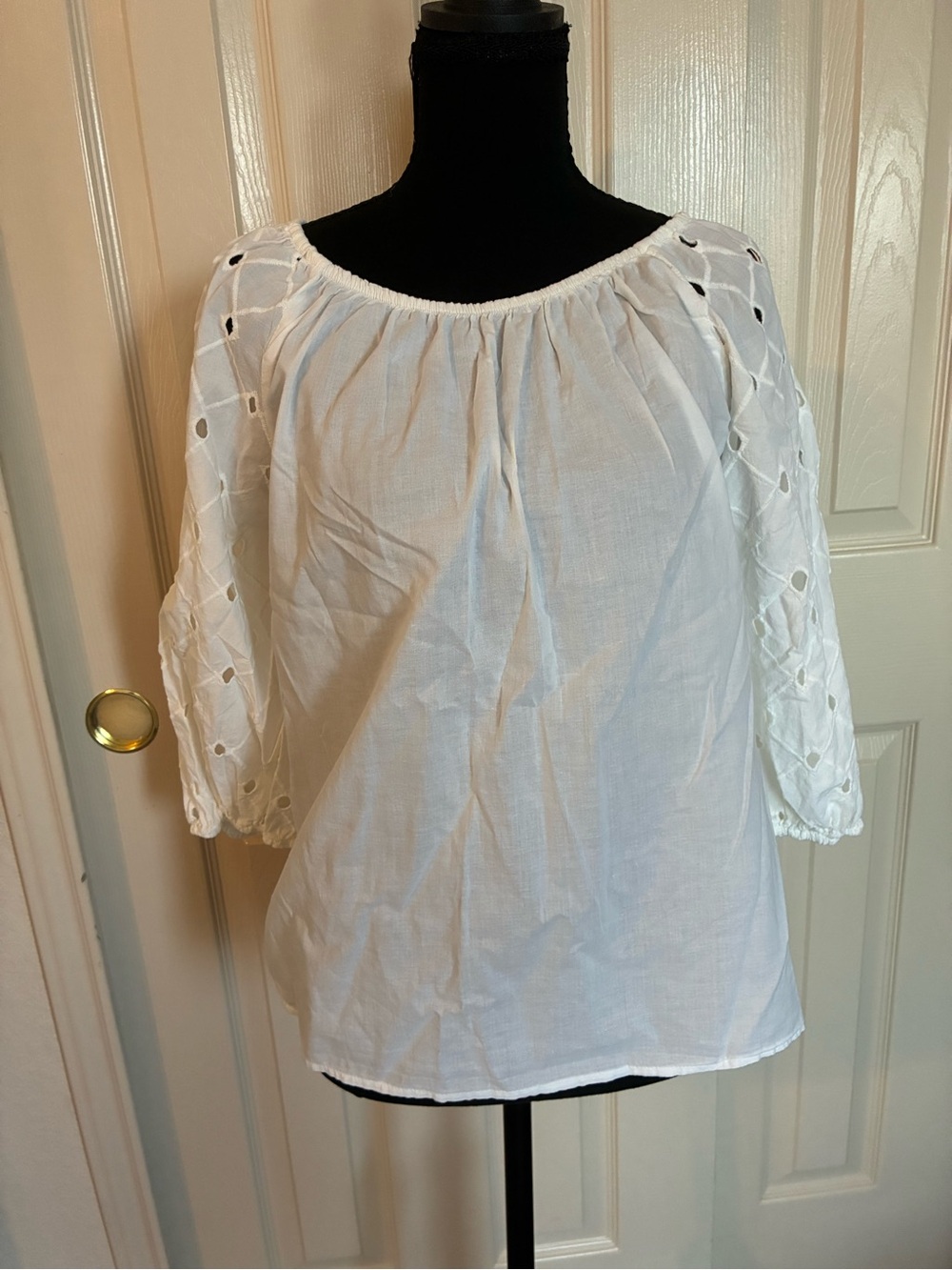 100% Cotton a new day White Eyelet Peasant Blouse